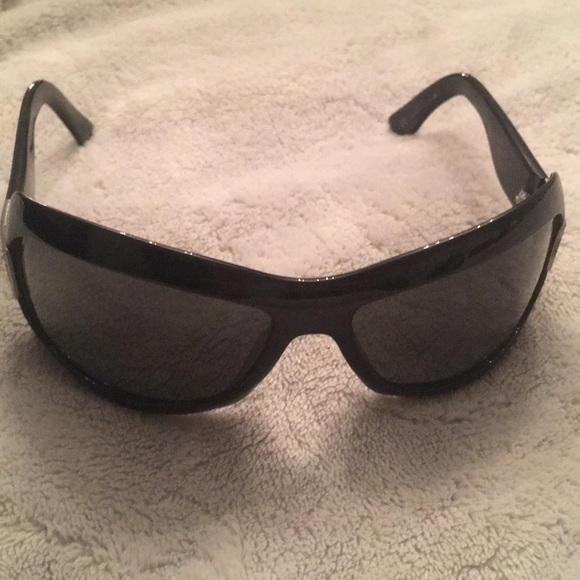 Gucci glasses - Picture 2 of 3